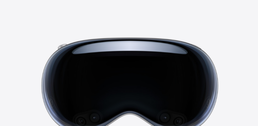 Apple unveils Vision Pro headset