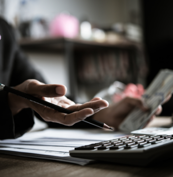 How Small Businesses Can Plan Major Purchases and Choose the Right Financing