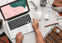 Web designer Dallas TX or development team? What B2B companies should hire first